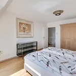 Apartament Le Saint-eloi Luxury Private Parking With Ac 6 Pers Old Town