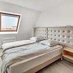 Le Saint-eloi Luxury Private Parking With Ac 6 Pers Old Town Apartament *